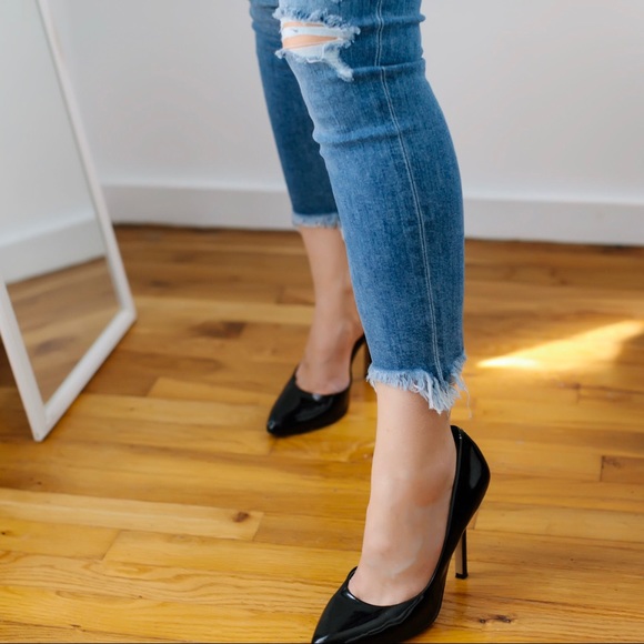 Tribeca Frayed Hem Jeans - Picture 5 of 8